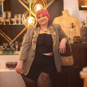 The Right on Top of That Rose Blazer